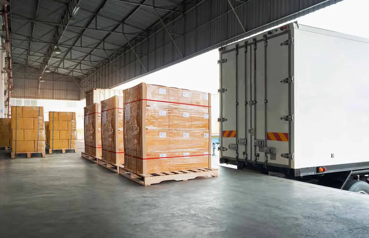 Freight management services with TMS technology and shipment tracking